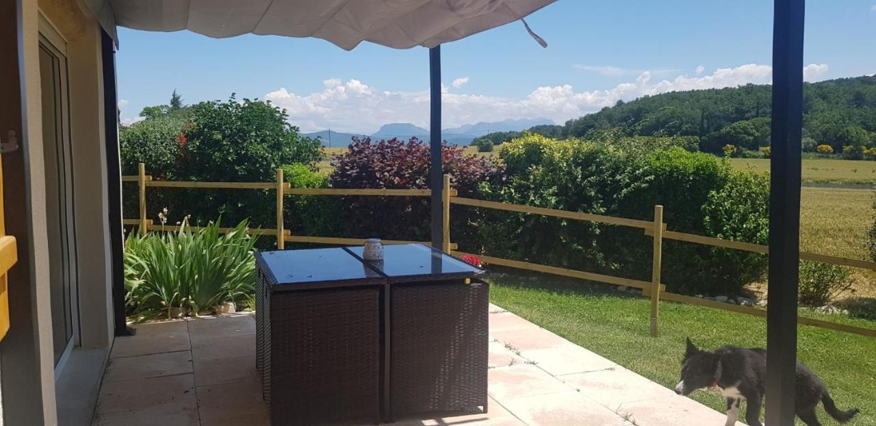 Cottage Combet Gîte Climatisé avec Jacuzzi Marsanne Esterno foto